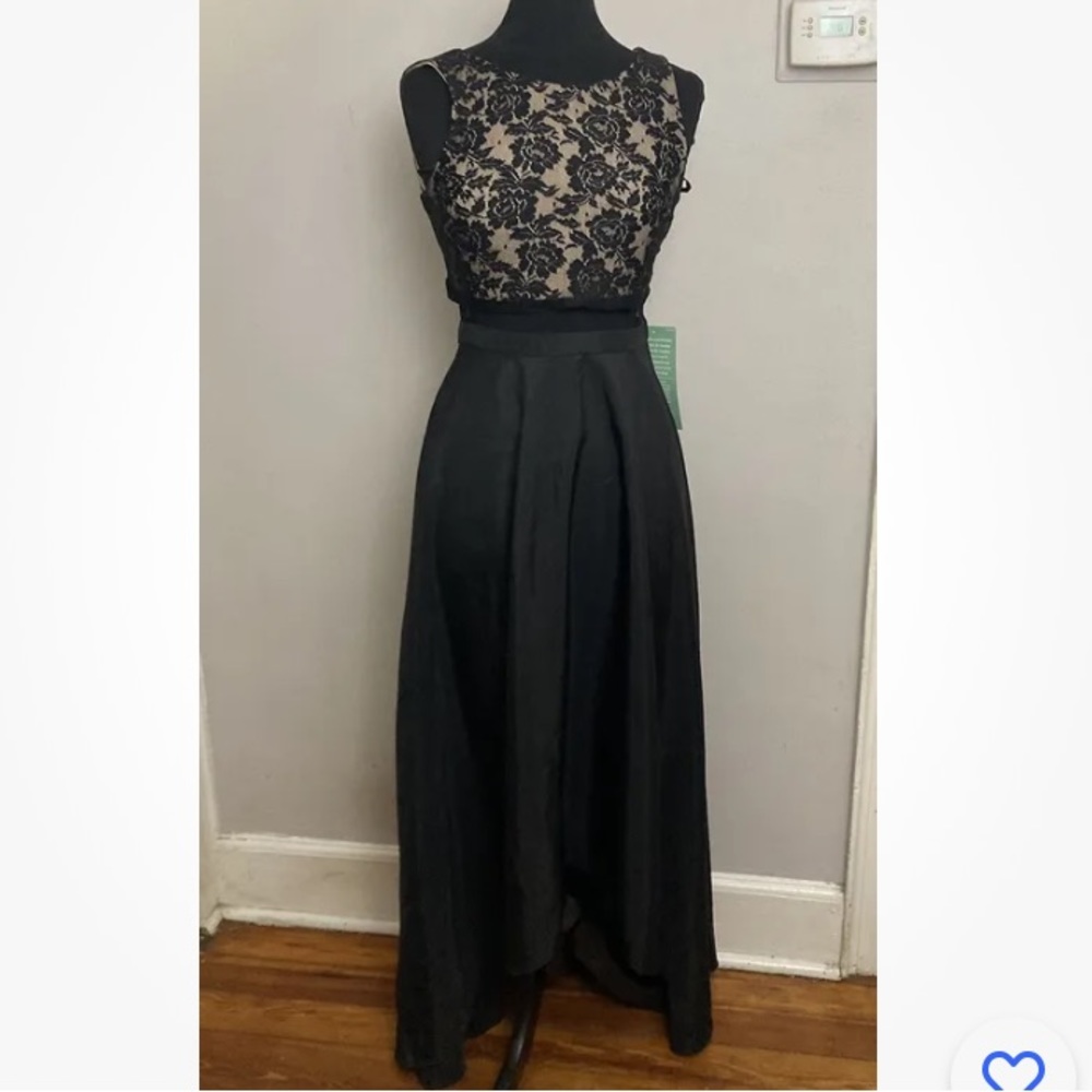 9-28 DJ Jaz Long black dress 8 Occasion Lace Party Prom NWT